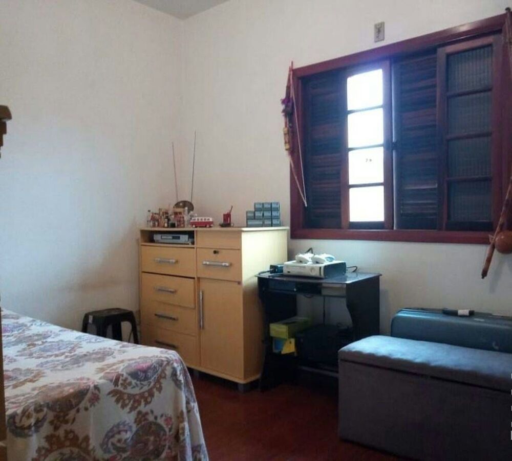 Casa à venda com 3 quartos, 300m² - Foto 7