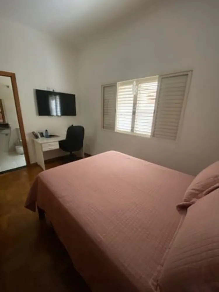 Casa, 3 quartos, 199 m² - Foto 1