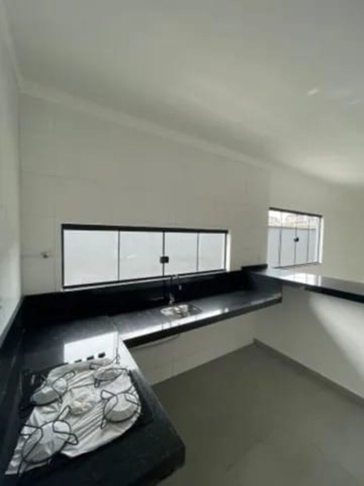 Casa, 2 quartos, 72 m² - Foto 1