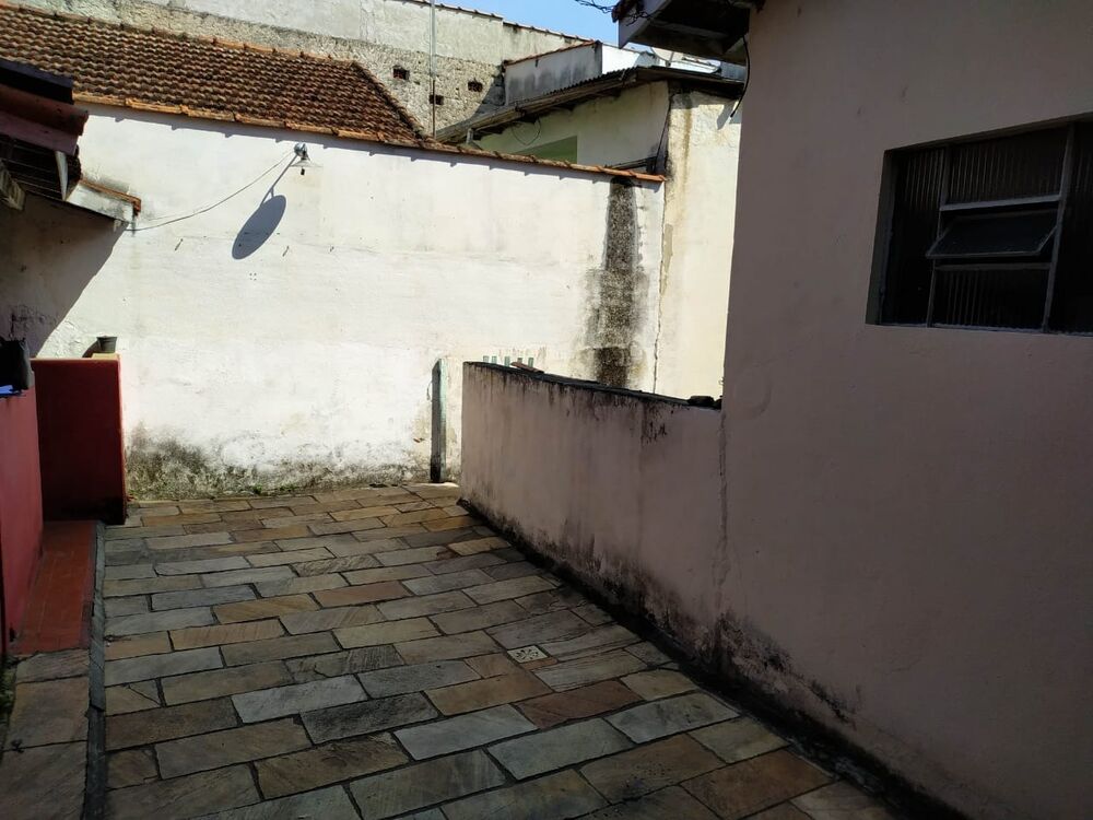 Casa à venda com 2 quartos, 80m² - Foto 2