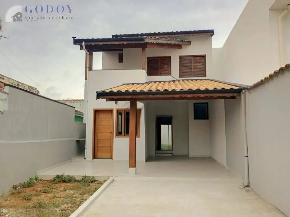 Casa, 3 quartos, 155 m² - Foto 1
