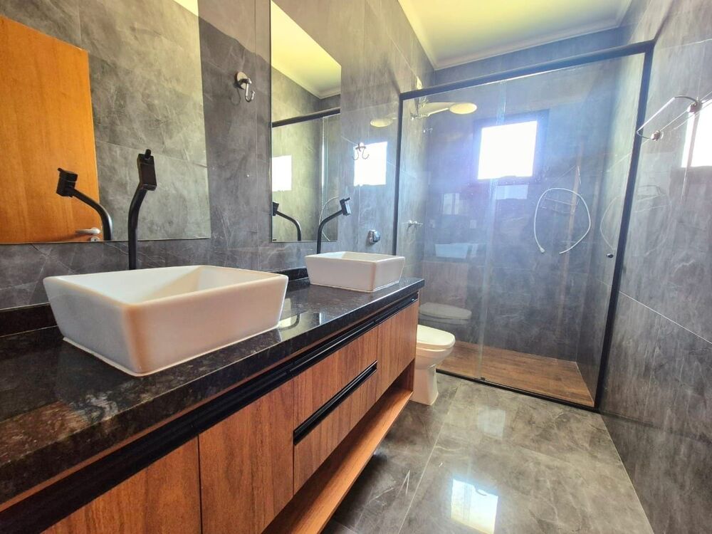 Casa de Condomínio à venda e aluguel com 3 quartos, 280m² - Foto 2
