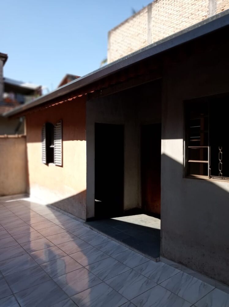 Casa à venda com 2 quartos, 150m² - Foto 9
