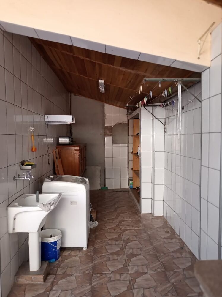 Casa à venda com 2 quartos, 150m² - Foto 18