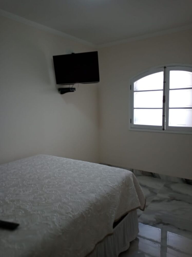 Casa à venda com 2 quartos, 150m² - Foto 4