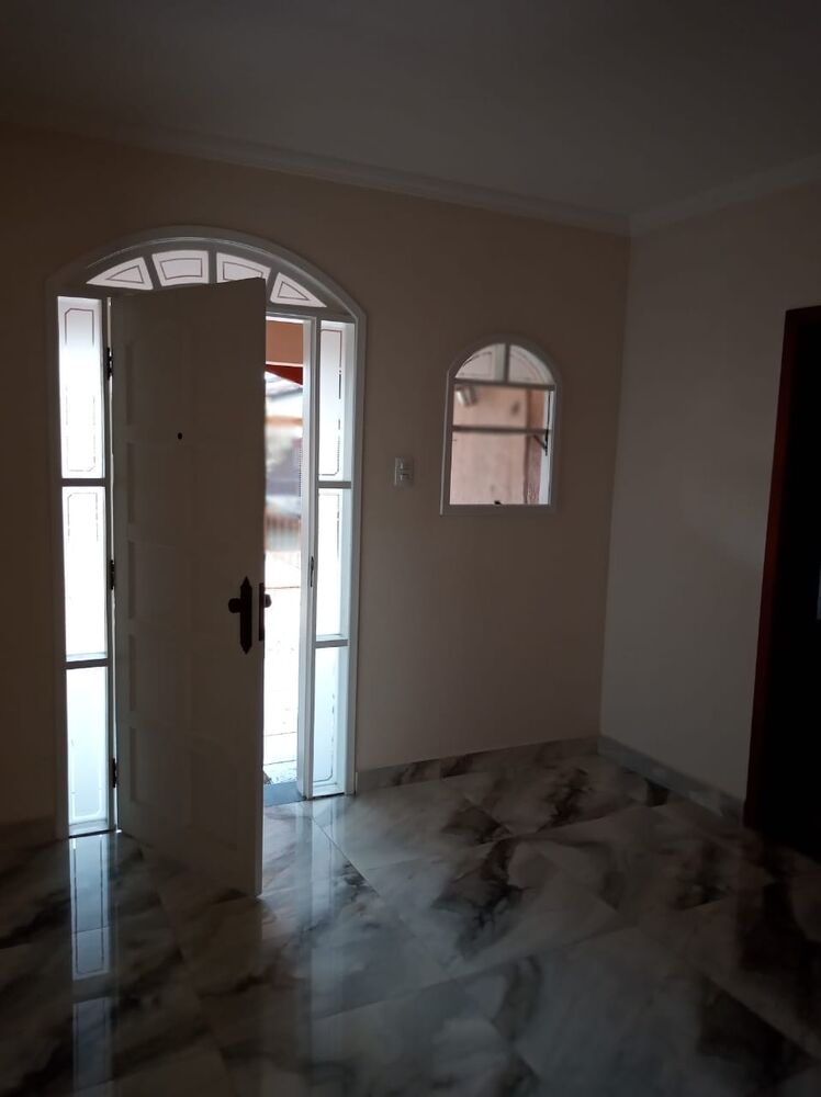 Casa à venda com 2 quartos, 150m² - Foto 21