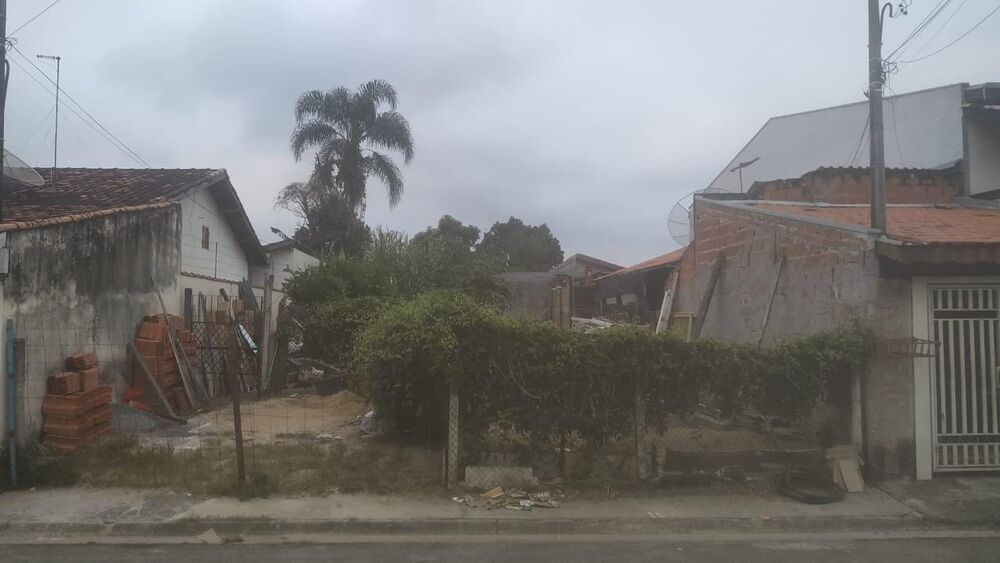 Casa à venda com 2 quartos, 250m² - Foto 3