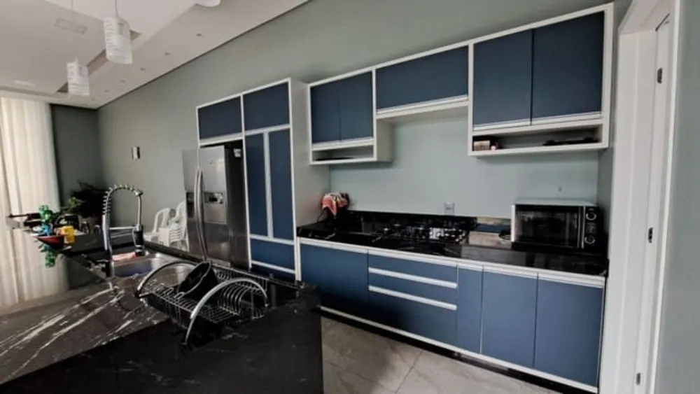 Casa, 3 quartos, 210 m² - Foto 2