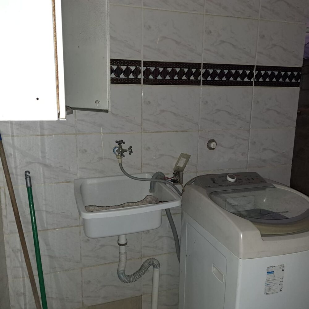 Casa, 4 quartos, 190 m² - Foto 1