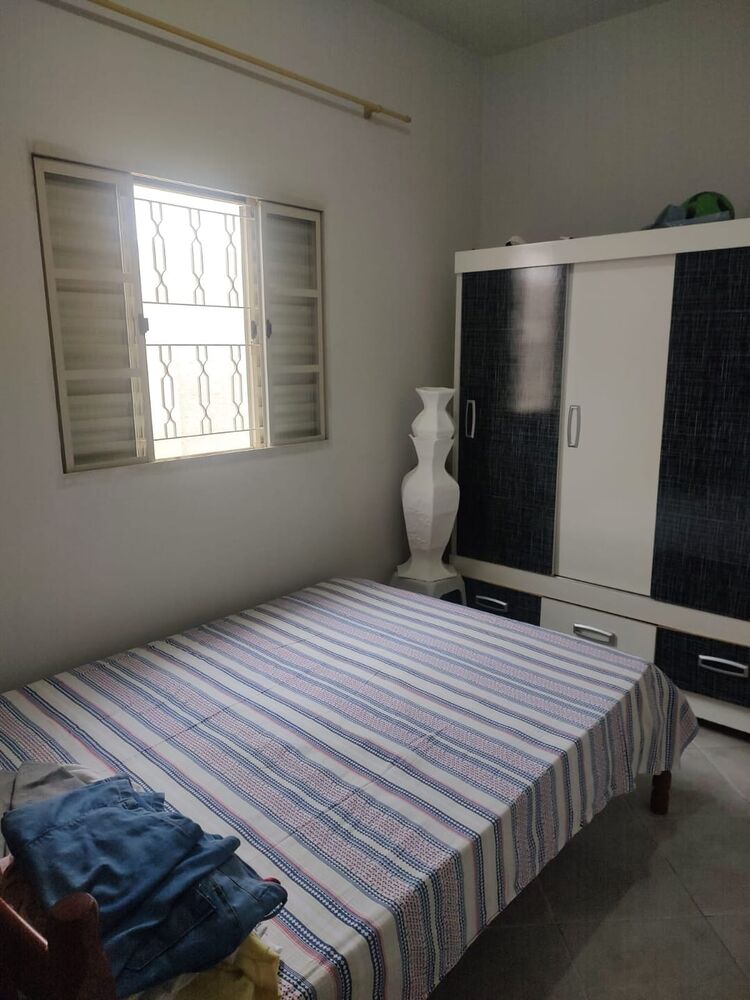 Casa à venda com 2 quartos, 65m² - Foto 2