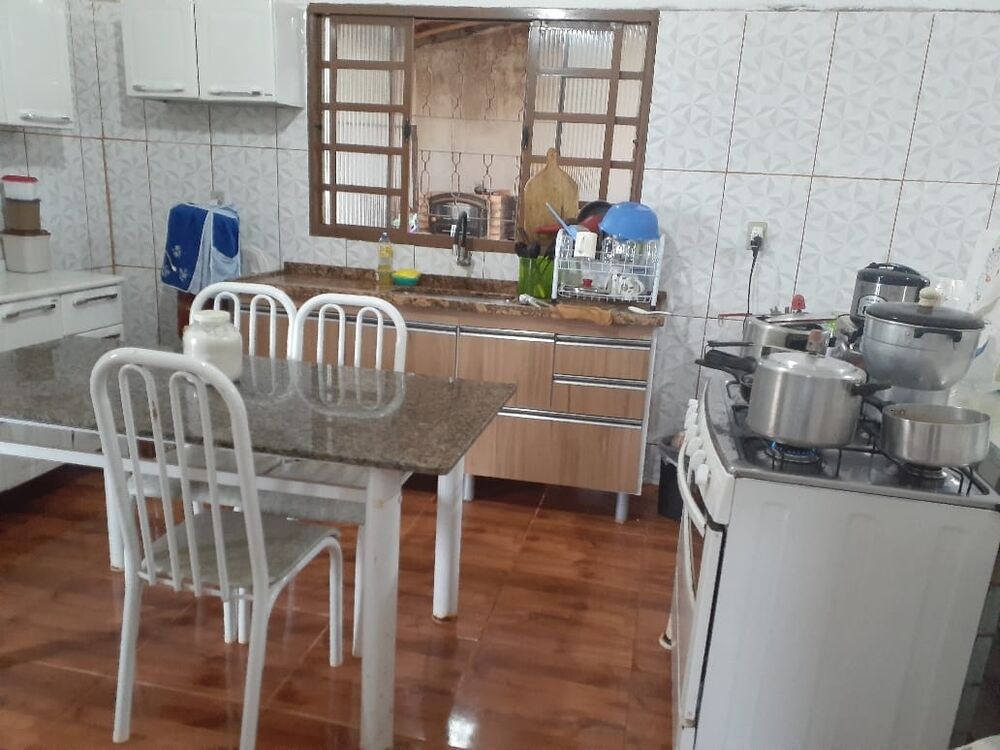 Chácara à venda com 2 quartos, 100m² - Foto 2