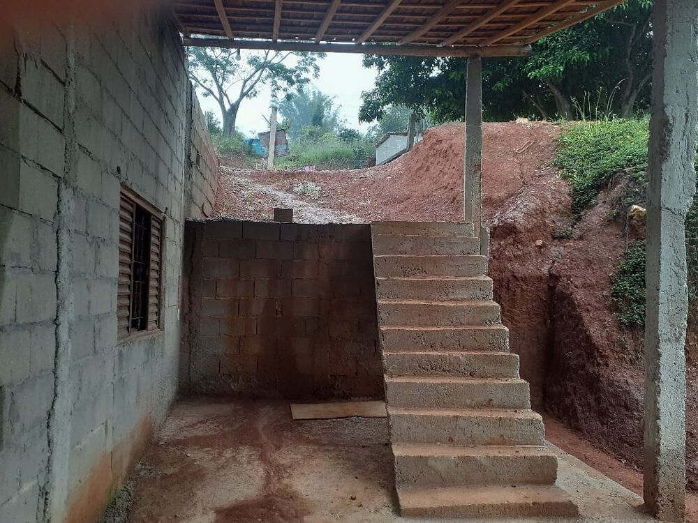 Chácara à venda com 2 quartos, 100m² - Foto 3