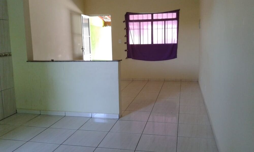 Casa à venda com 2 quartos, 100m² - Foto 3