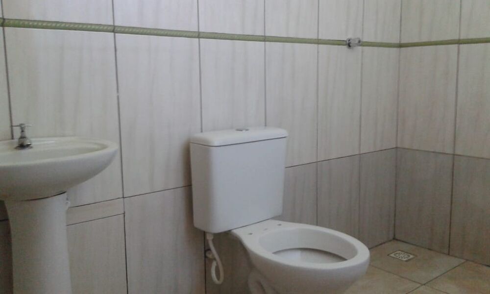 Casa à venda com 2 quartos, 100m² - Foto 4