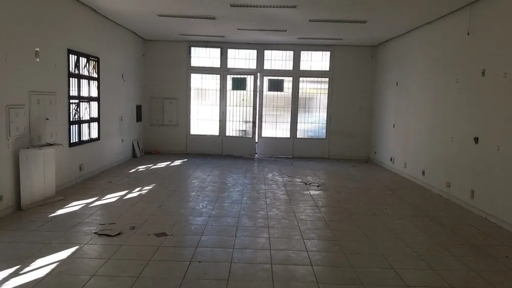 Loja-Salão, 245 m² - Foto 1