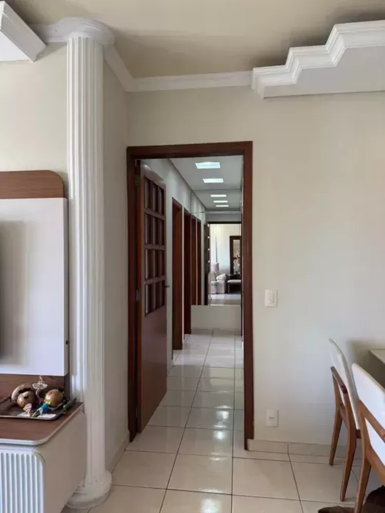 Apartamento à venda com 3 quartos, 114m² - Foto 3
