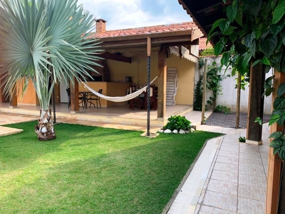 Casa, 3 quartos, 370 m² - Foto 1