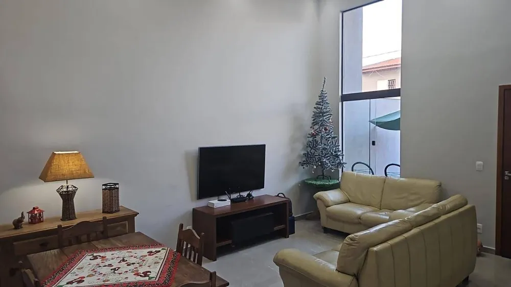 Casa, 3 quartos, 105 m² - Foto 2