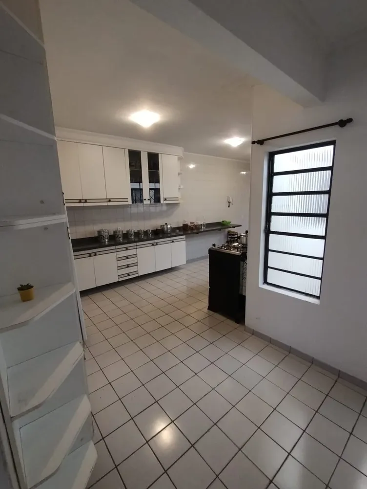 Casa, 3 quartos, 190 m² - Foto 2