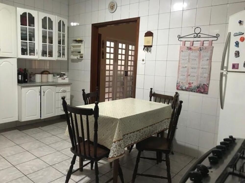 Casa, 3 quartos, 168 m² - Foto 4