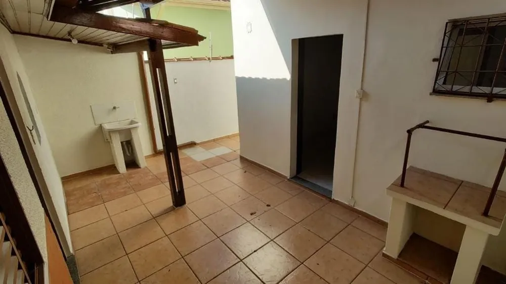 Casa, 3 quartos, 130 m² - Foto 2