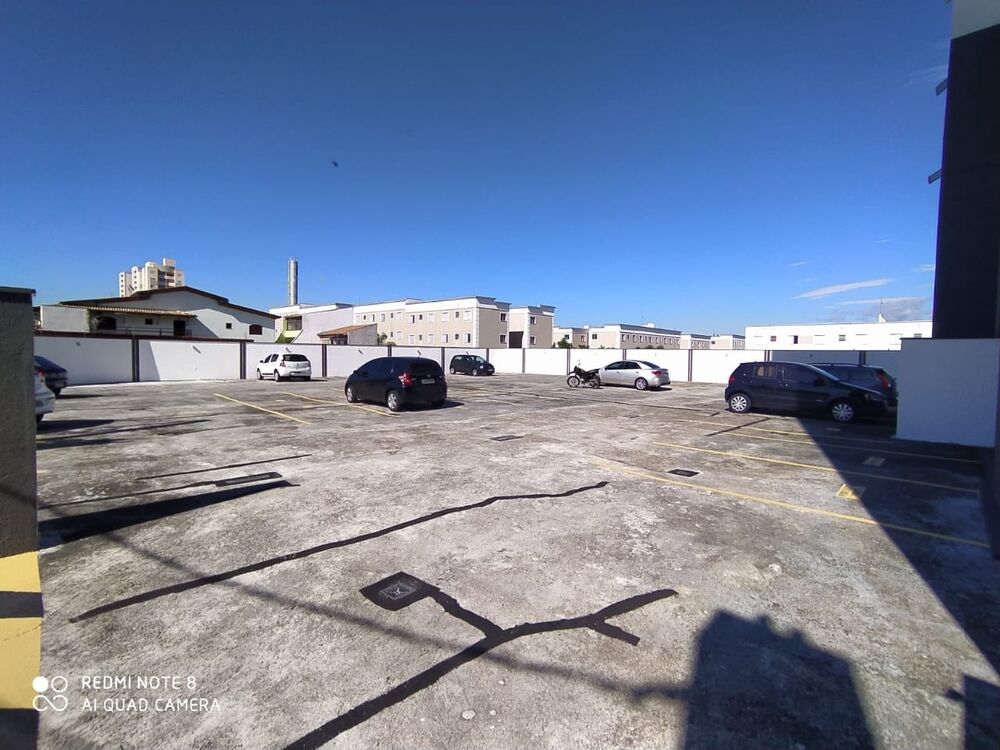 Apartamento à venda com 3 quartos, 86m² - Foto 2