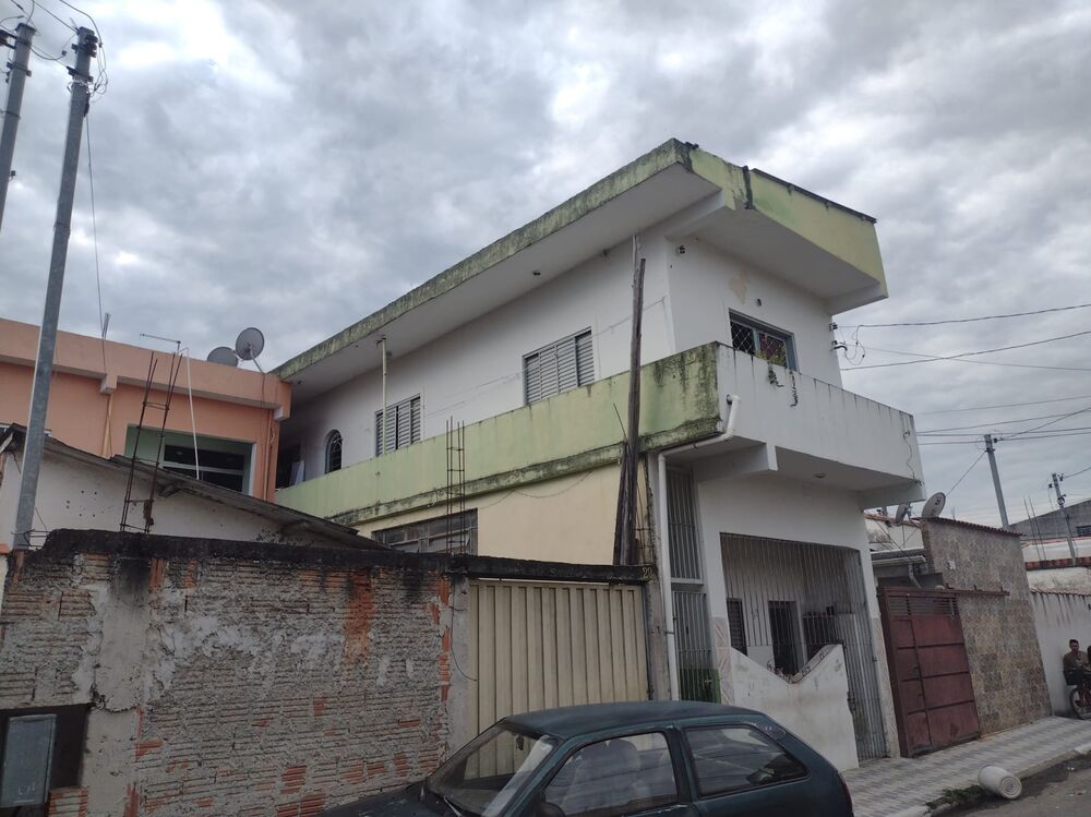 Casa à venda com 5 quartos, 125m² - Foto 3