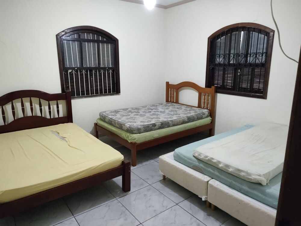 Chácara à venda com 2 quartos, 170m² - Foto 1