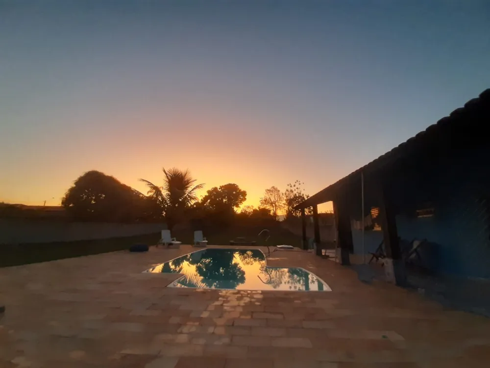 Chácara, 4 quartos, 2700 m² - Foto 1
