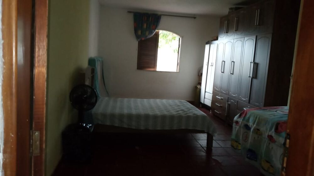 Casa, 3 quartos, 240 m² - Foto 1