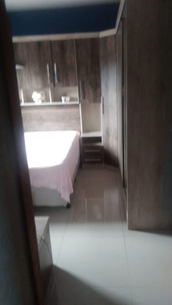 Casa à venda com 3 quartos, 59m² - Foto 1