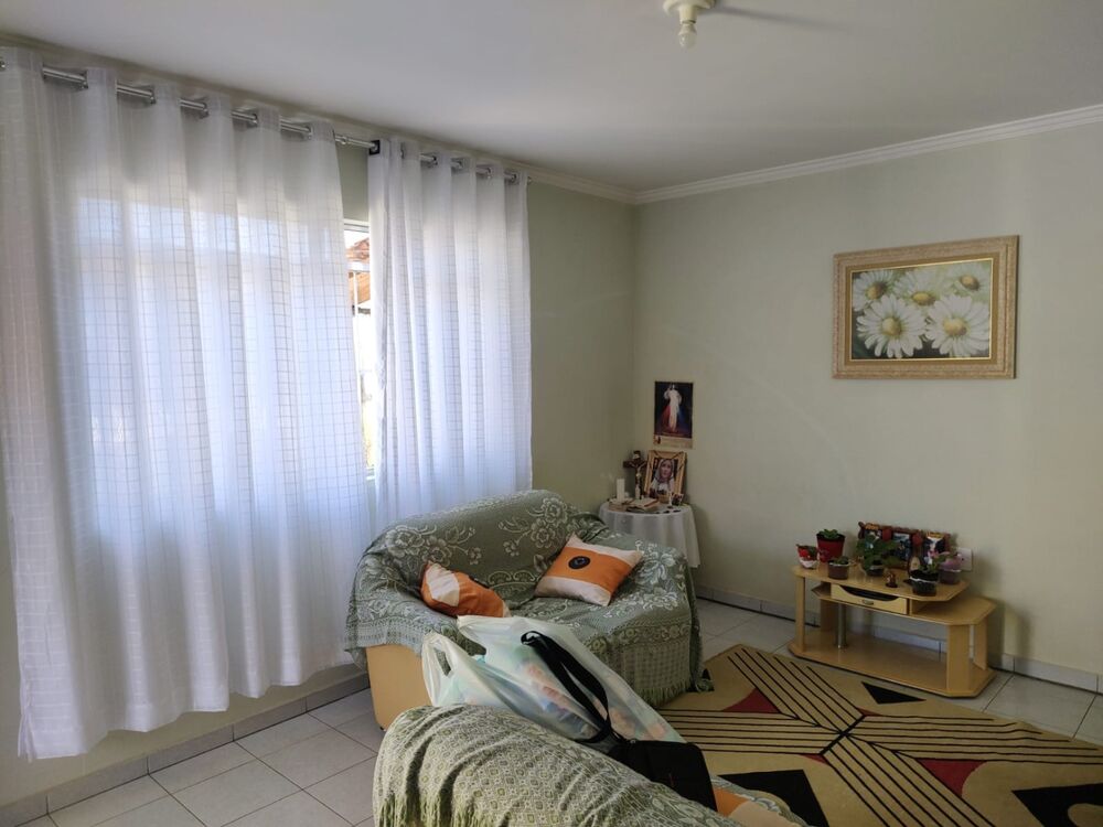 Casa, 3 quartos, 230 m² - Foto 2