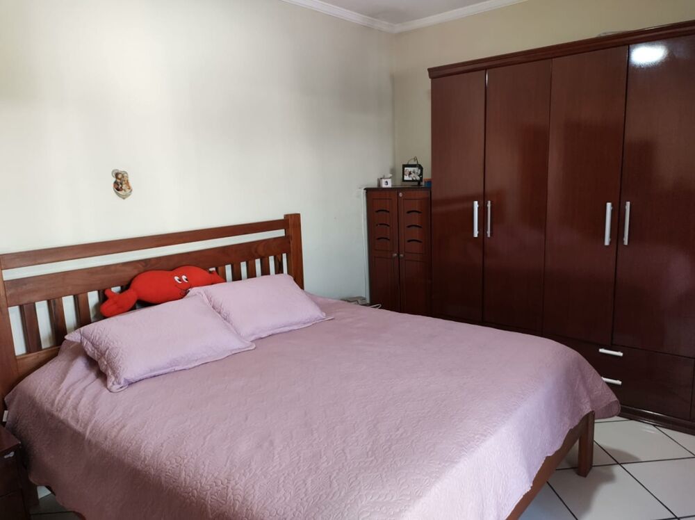 Casa à venda com 2 quartos, 210m² - Foto 14