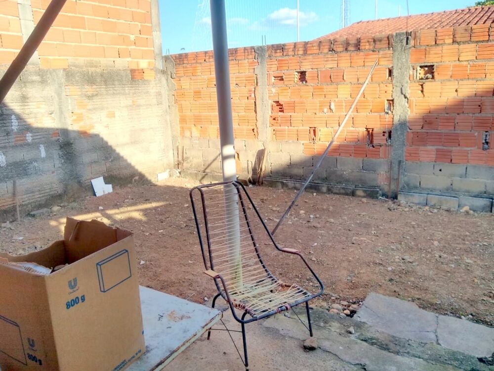 Casa à venda com 2 quartos, 110m² - Foto 3