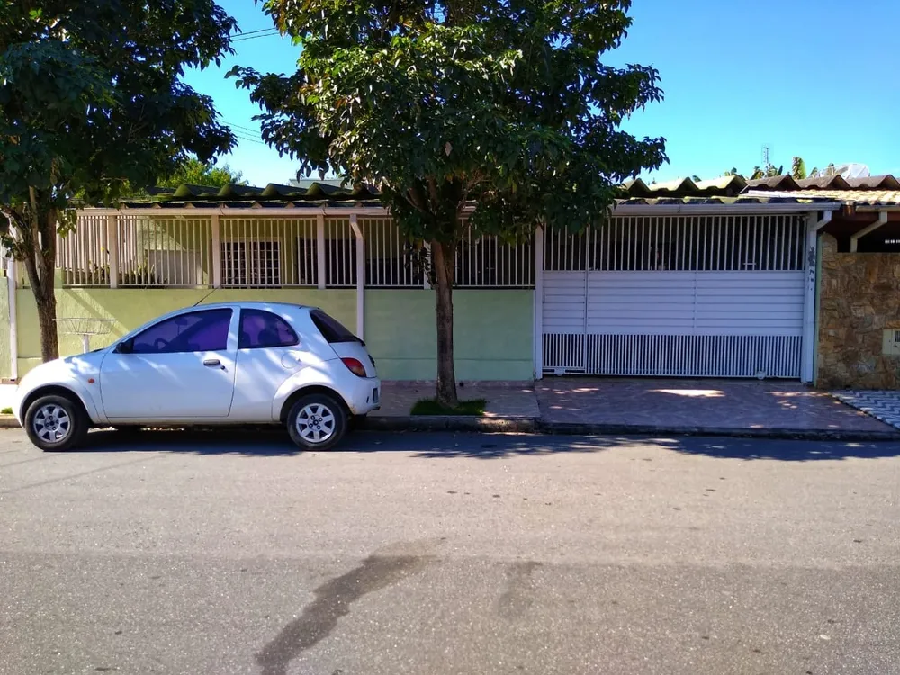 Casa, 5 quartos, 212 m² - Foto 3