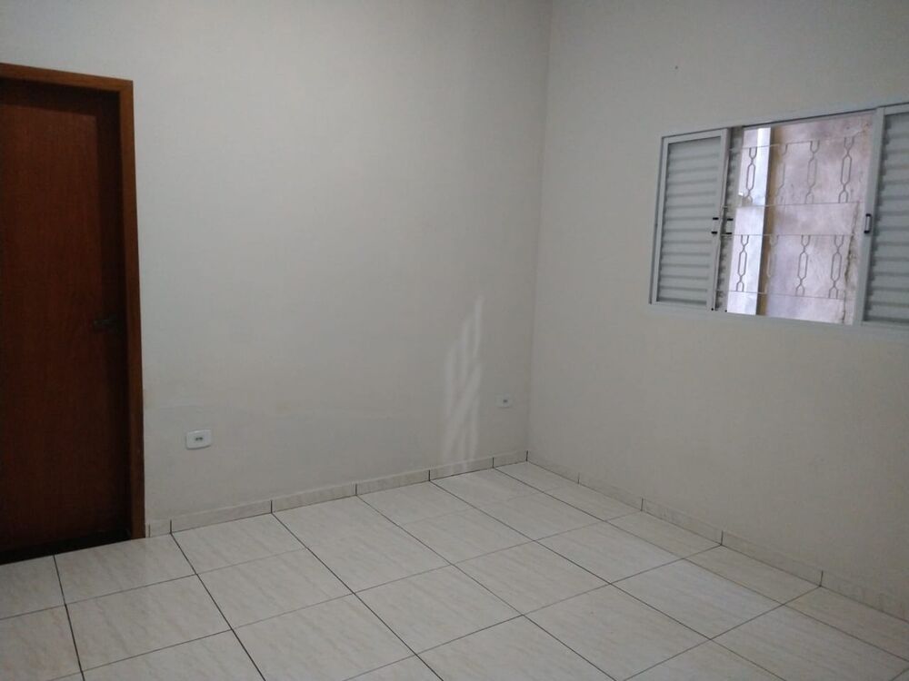 Casa, 3 quartos, 74 m² - Foto 1