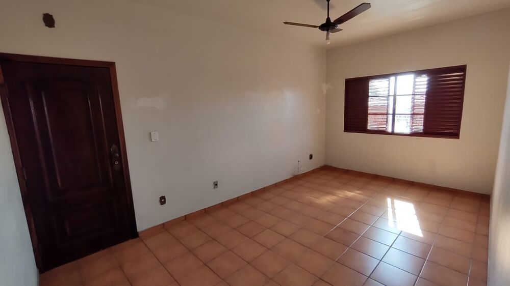 Prédio Inteiro à venda com 5 quartos, 331m² - Foto 28