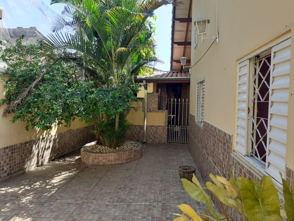 Casa à venda com 2 quartos, 243m² - Foto 19