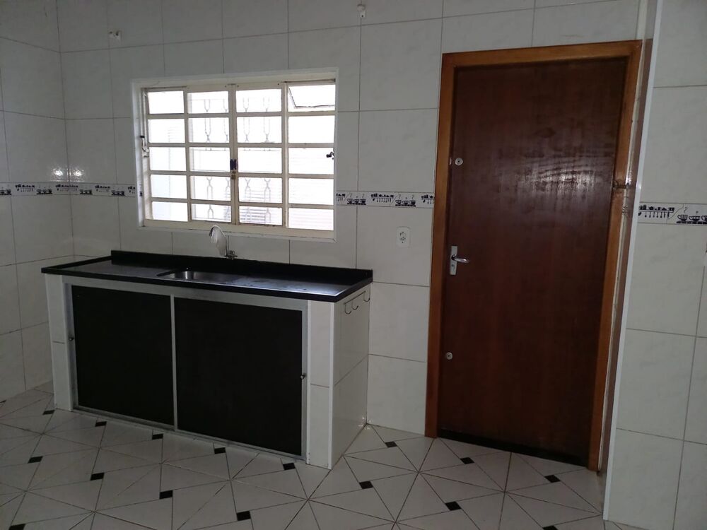Casa à venda com 2 quartos, 243m² - Foto 13