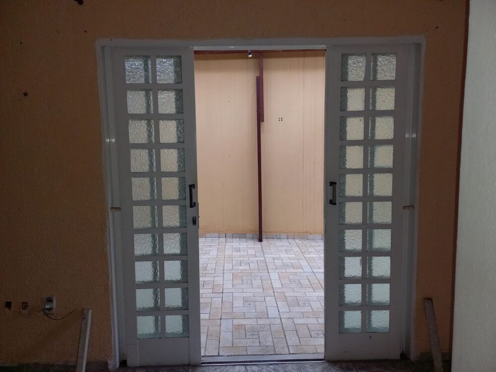 Casa à venda com 2 quartos, 243m² - Foto 6
