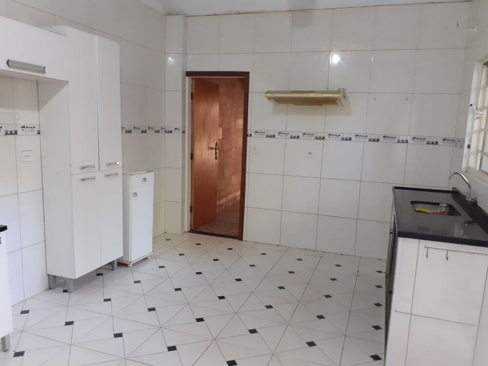 Casa à venda com 2 quartos, 243m² - Foto 23