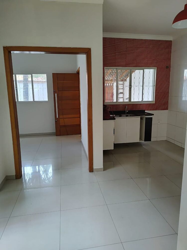 Casa à venda com 3 quartos, 85m² - Foto 3