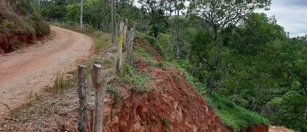 Terreno à venda, 1000m² - Foto 1