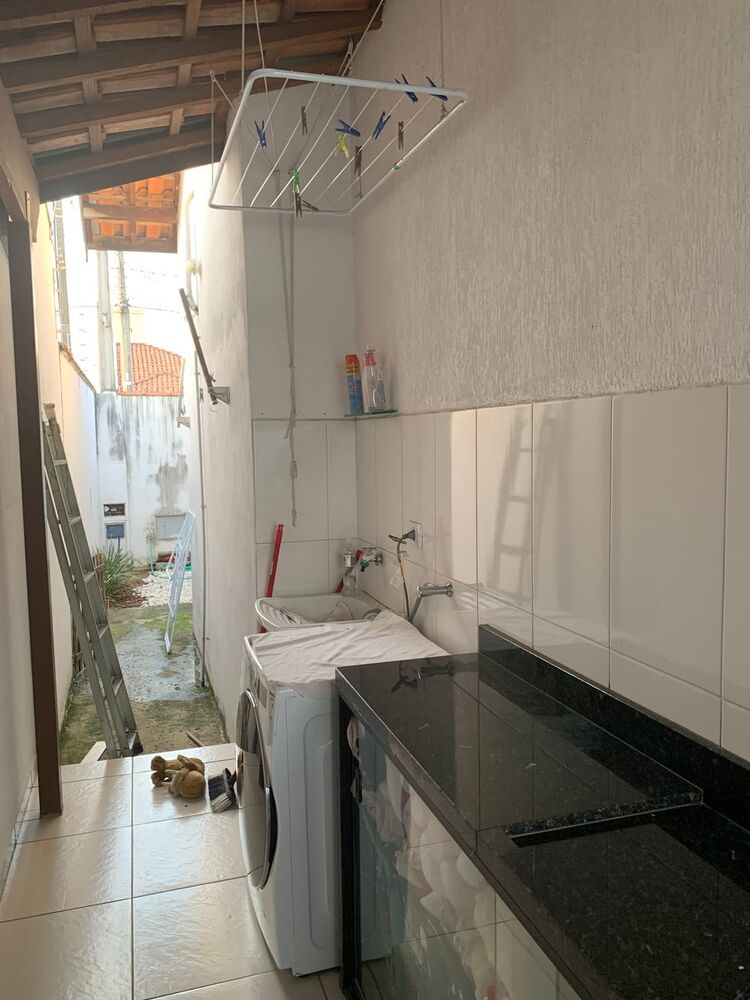 Casa à venda com 2 quartos, 138m² - Foto 4