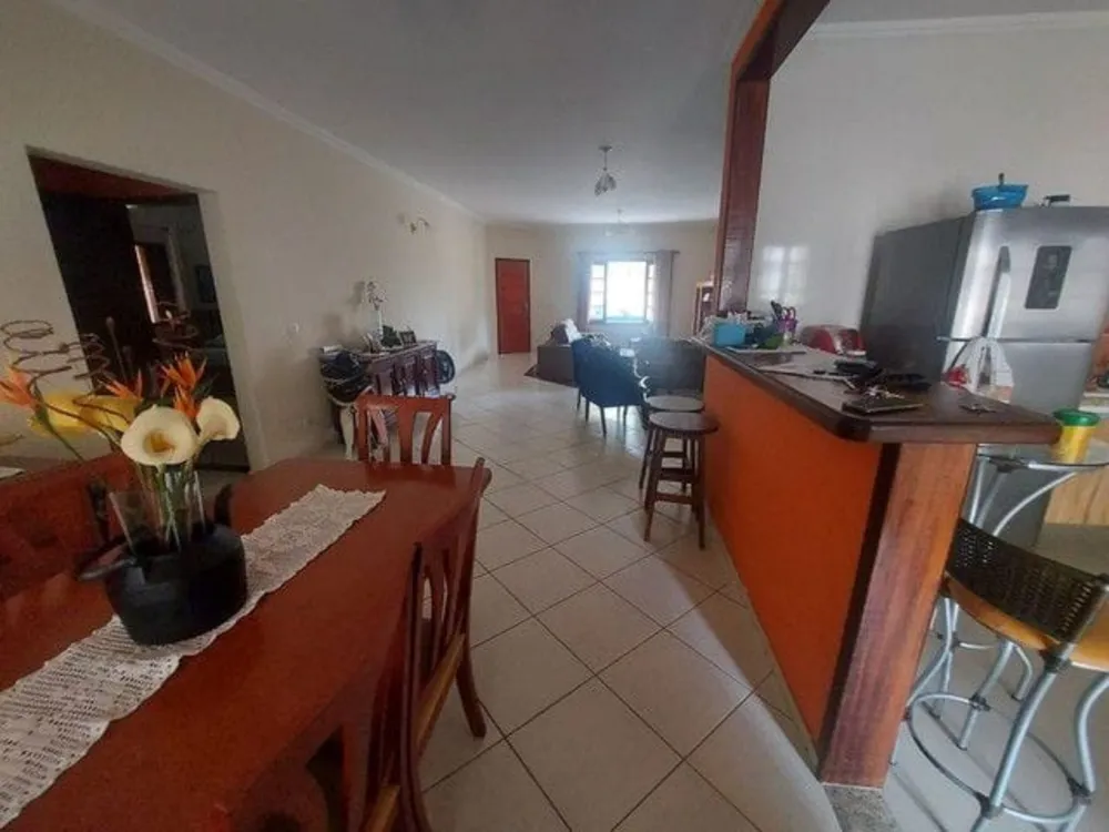 Casa, 2 quartos, 174 m² - Foto 1