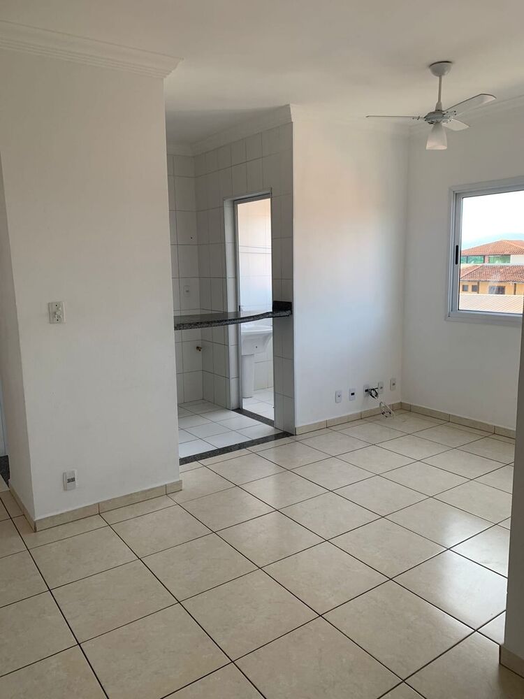 Apartamento à venda com 2 quartos, 68m² - Foto 3