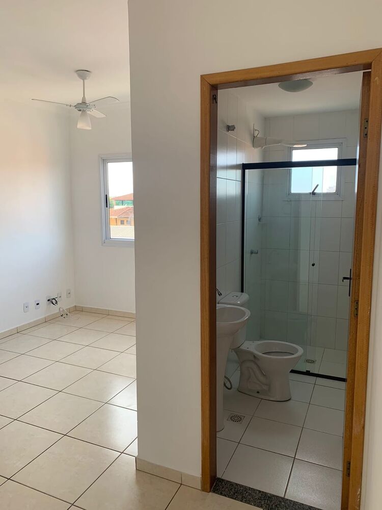 Apartamento à venda com 2 quartos, 68m² - Foto 5
