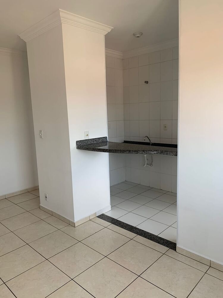 Apartamento à venda com 2 quartos, 68m² - Foto 1