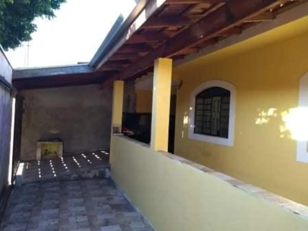 Casa, 4 quartos, 133 m² - Foto 1