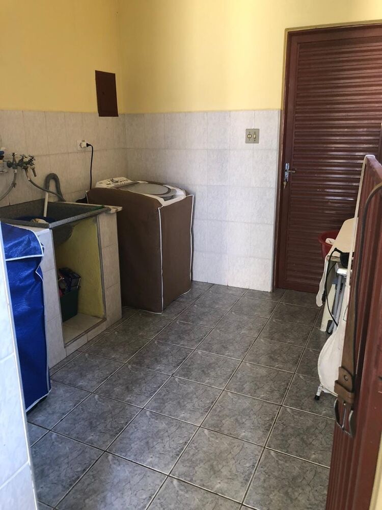 Casa, 3 quartos, 213 m² - Foto 2